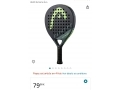 Une raquette de padel